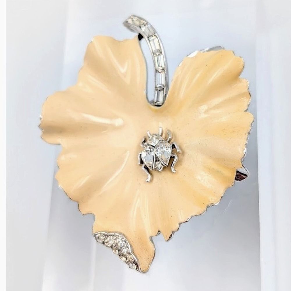 VTG Crown Trifari Alfred Philippe Bug on a Leaf Brooch Rhinestone Botanical